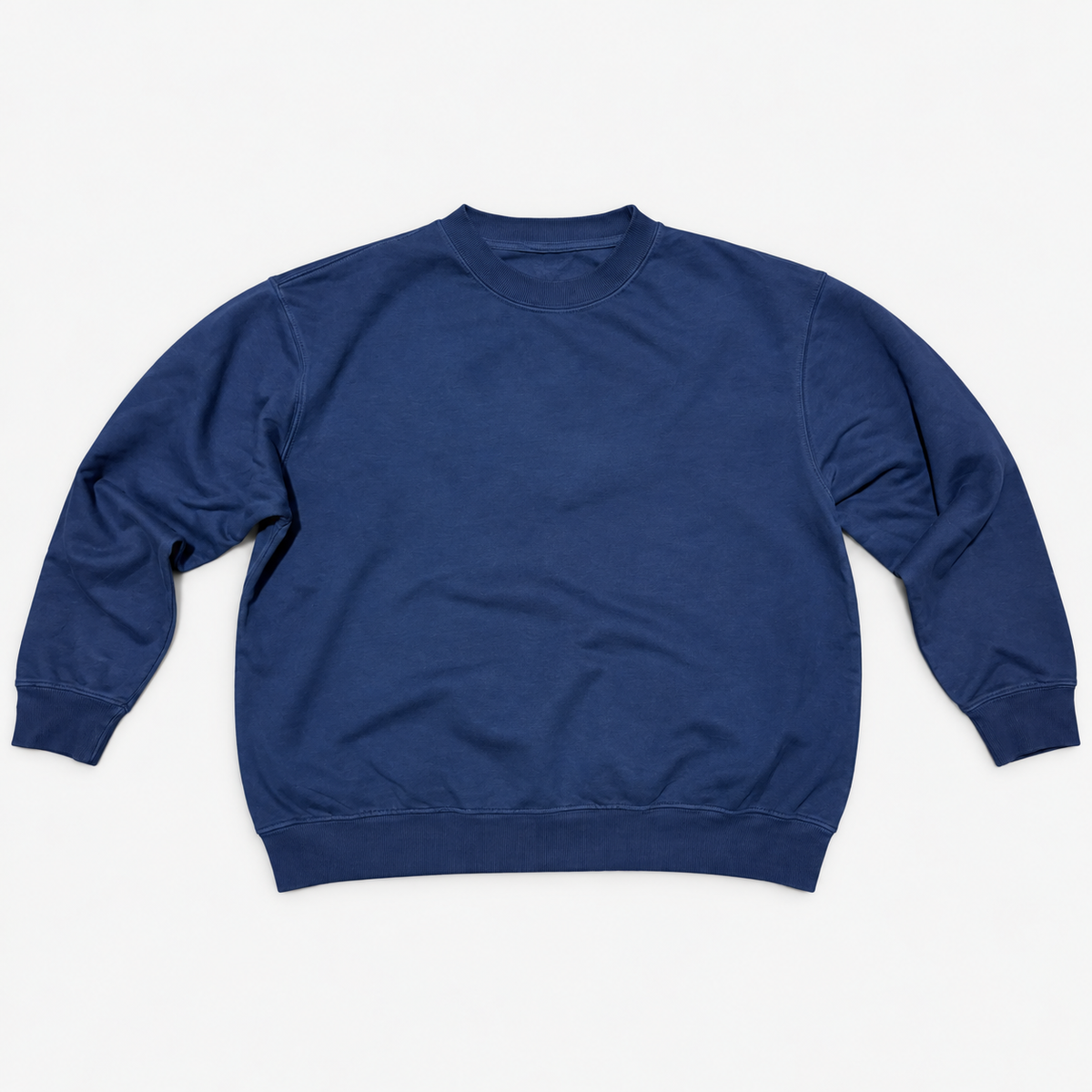 Crewneck heavy teñido en prenda azul cobalto - frente